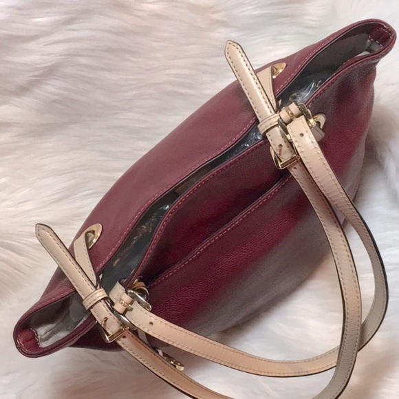 MICHAEL KORS Burgundy Leather Jet Set Tote. EUC - Picture 12 of 13